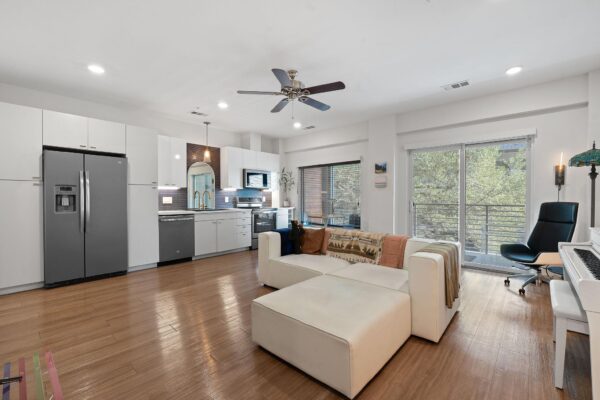4361 S Congress Ave #322, Austin