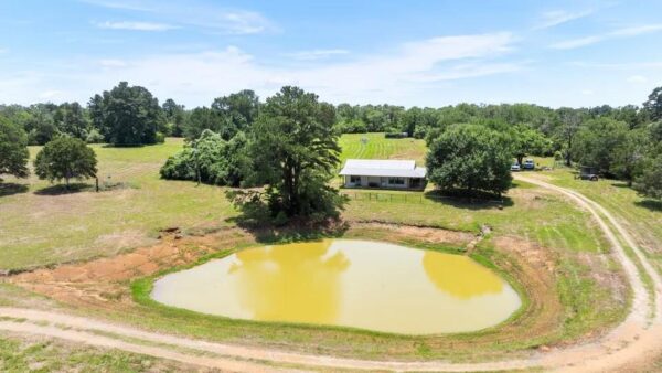 146 Split Oak Rd, Smithville