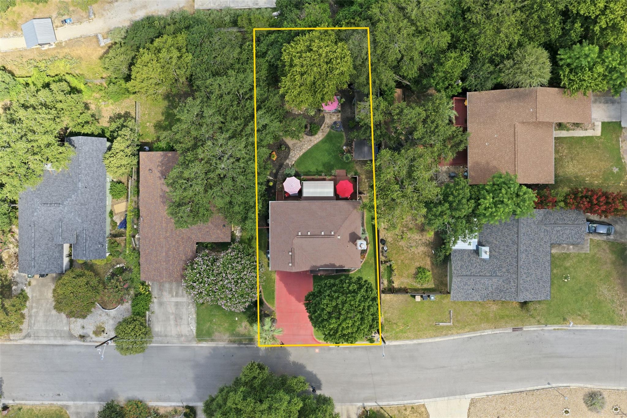 102 Elm Hill Ct, San Marcos, TX 78666