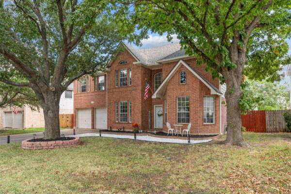 706 Churchill Farms Dr, Georgetown