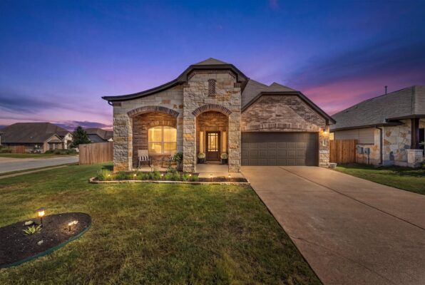 13201 Olivers Way, Manchaca