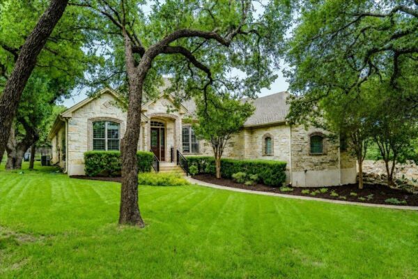 103 Silverstone Dr, Georgetown