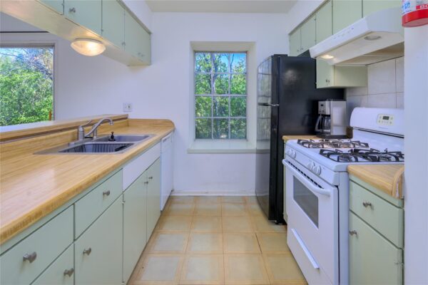 7801 Shoal Creek Blvd #252, Austin