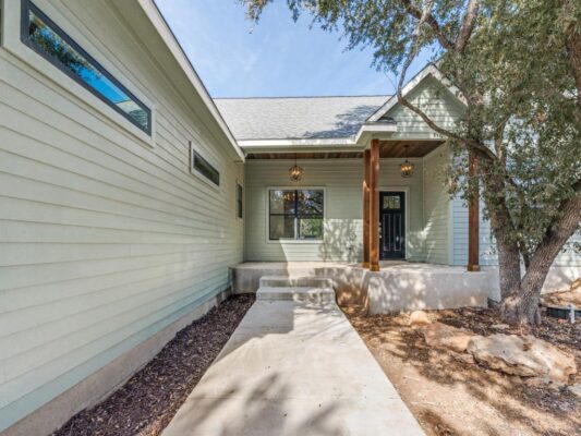 4 Senisa St, Wimberley