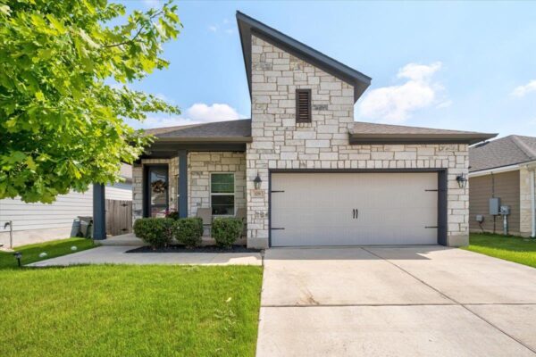 129 Lacey Oak Loop, San Marcos