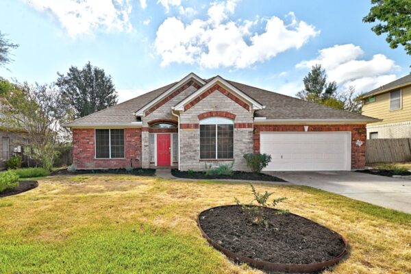 124 Stonehedge Blvd, Georgetown