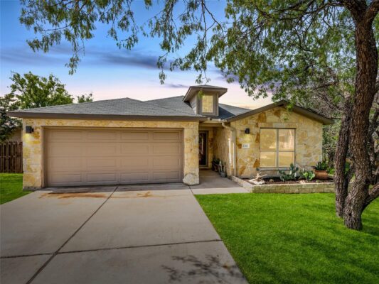 2302 Patriot Dr, Lago Vista