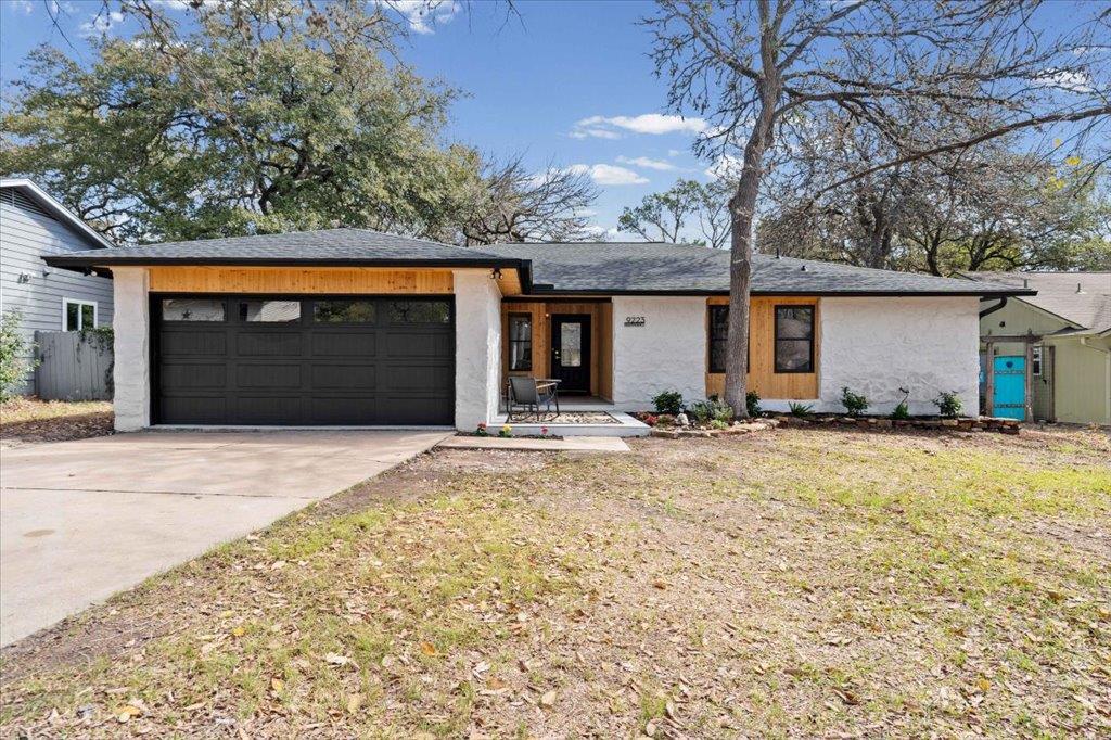 9223 Independence Loop, Austin