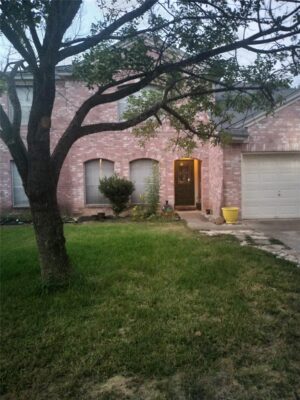 1110 Mountain View Dr, Pflugerville