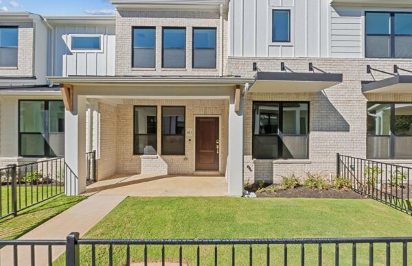 1280 E Main St #603, Round Rock