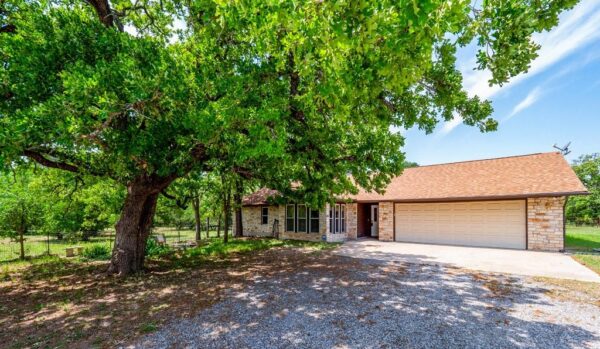 298 Jenkins Rd, Cedar Creek