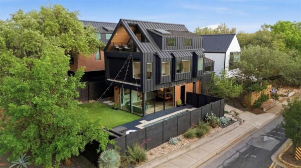 917 James St #1, Austin