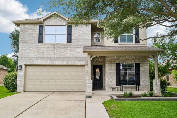 913 Hyde Park Dr, Round Rock