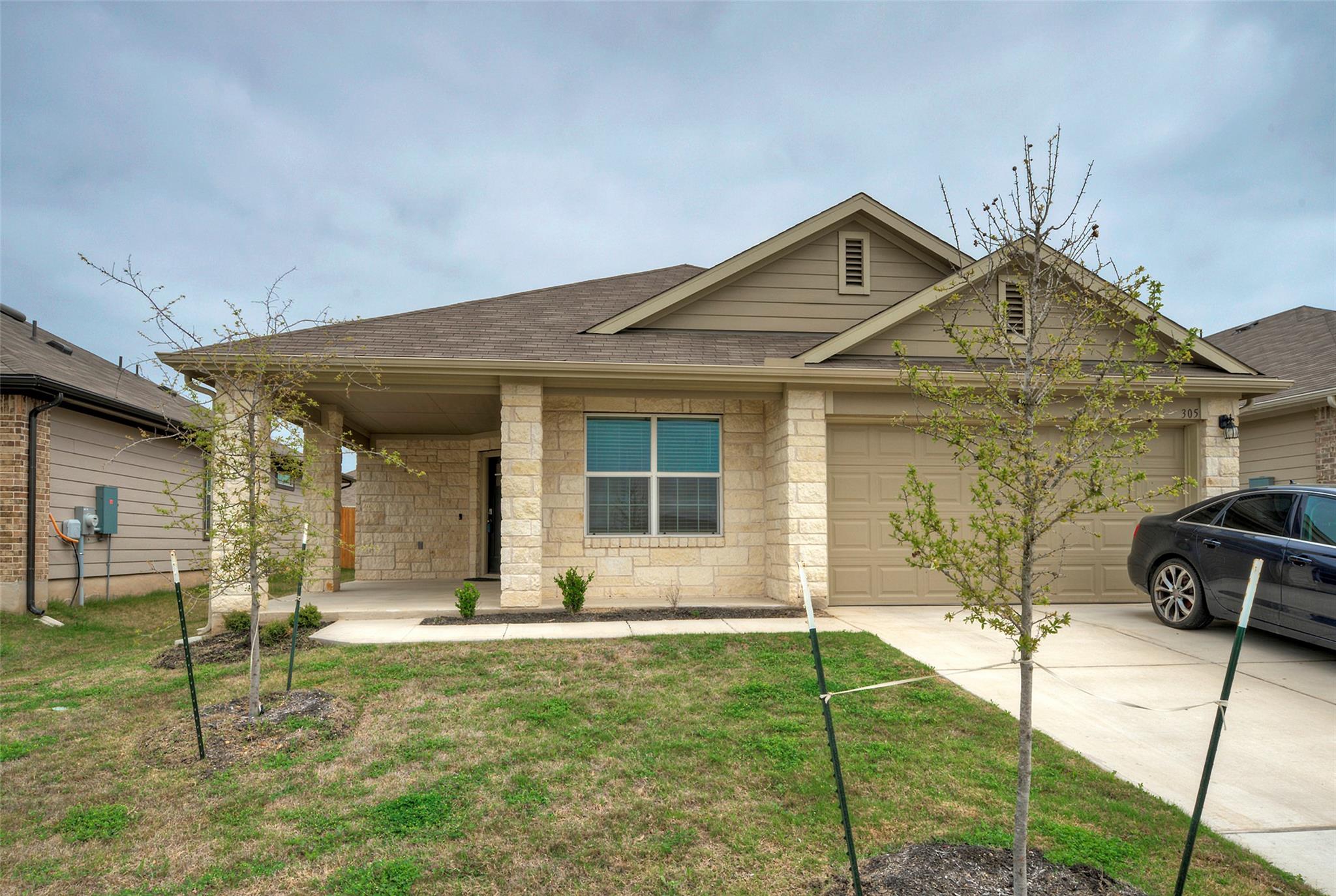305 ELM CREEK Dr, Hutto