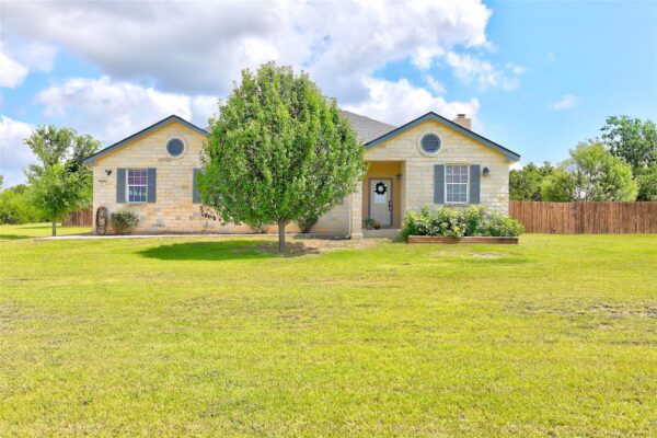 201 Christine Ln, Liberty Hill