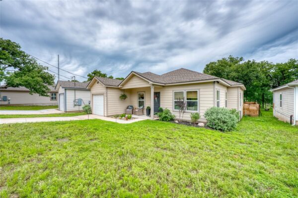 2210 McArthur Ave, Kingsland