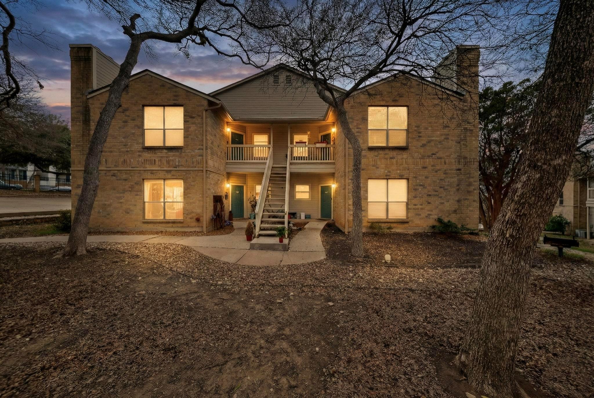 2450 Wickersham Ln #904, Austin, TX 78741