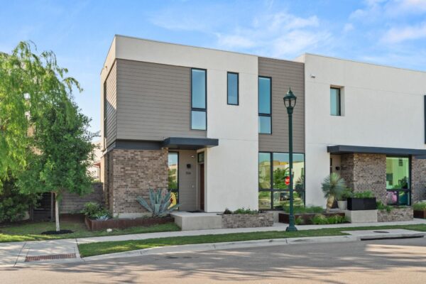 2524 Doc Reeves St, Austin