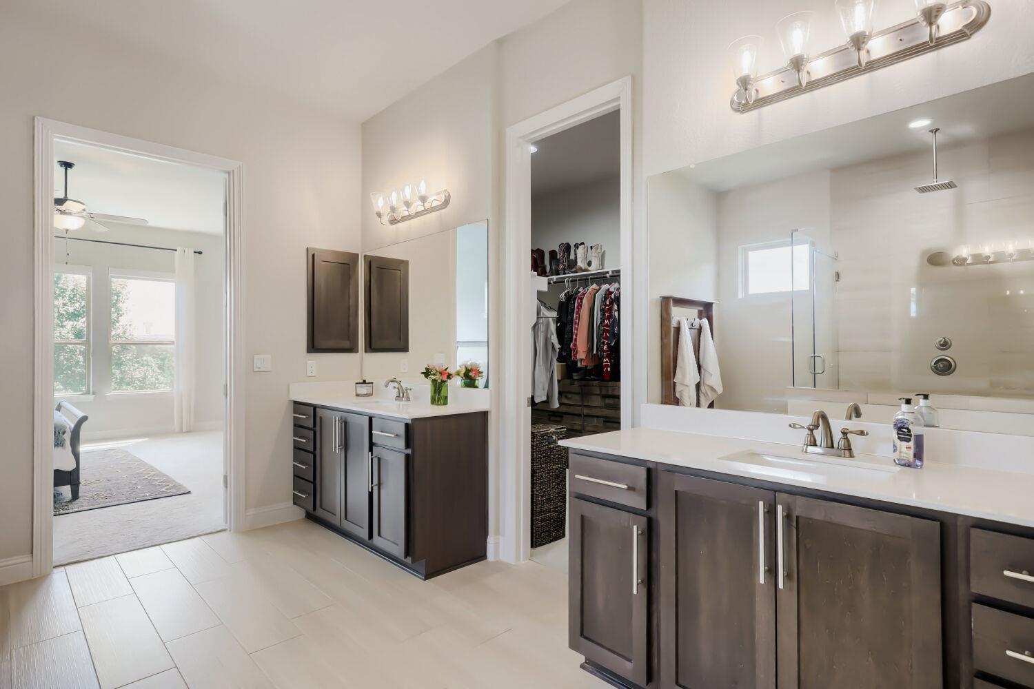 2429 Costa Del Sol Dr, Leander, TX 78641