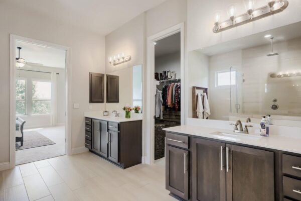 2429 Costa Del Sol Dr, Leander