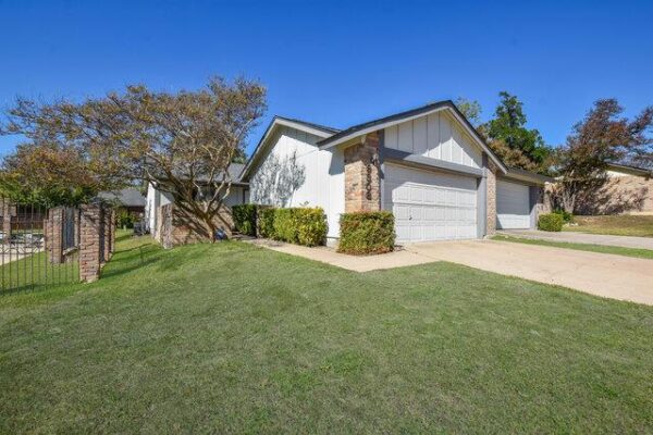9308 Singing Quail Dr, Austin