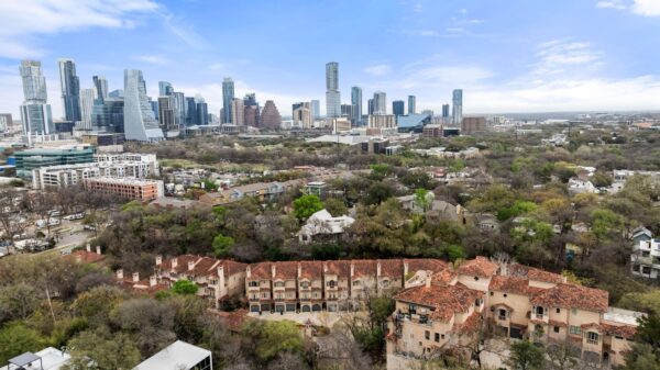 1529 Barton Springs Rd #13, Austin