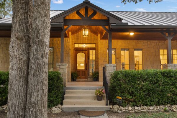 447 Miss Donna Ln, Dripping Springs