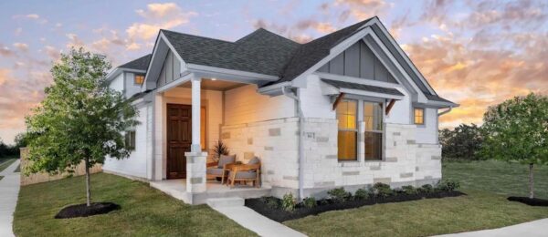 386 Orleanian Dr, Buda