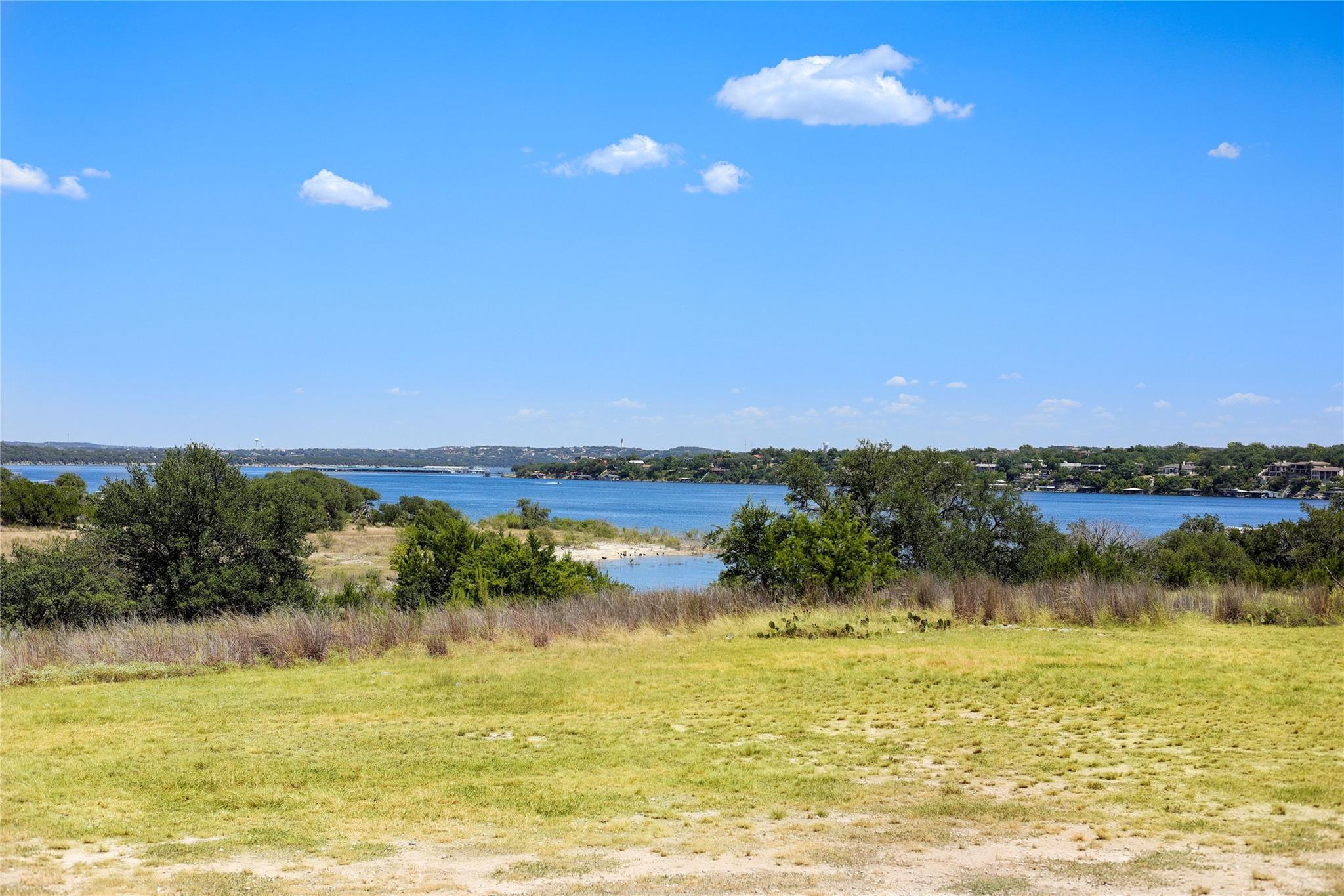 239 VENTURE Blvd S, Point Venture, TX 78645