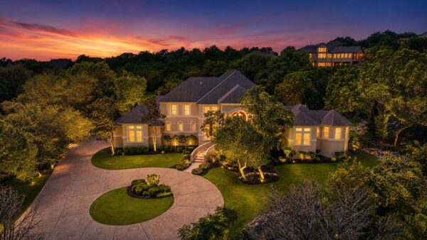 4626 High Gate Dr, Austin