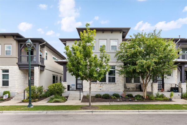 2515 Robert Browning St, Austin