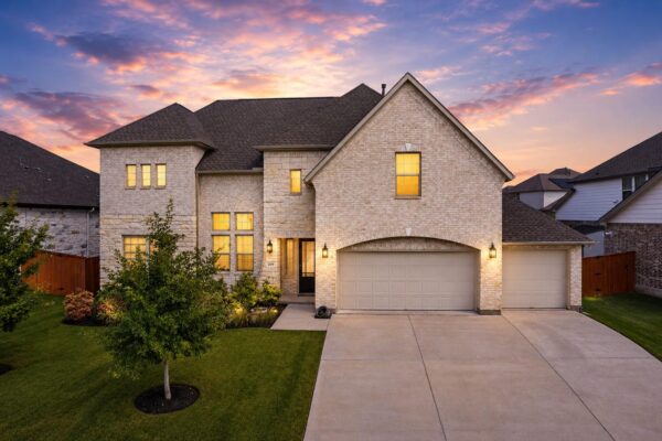 209 Rio Ranchero Rd, Georgetown