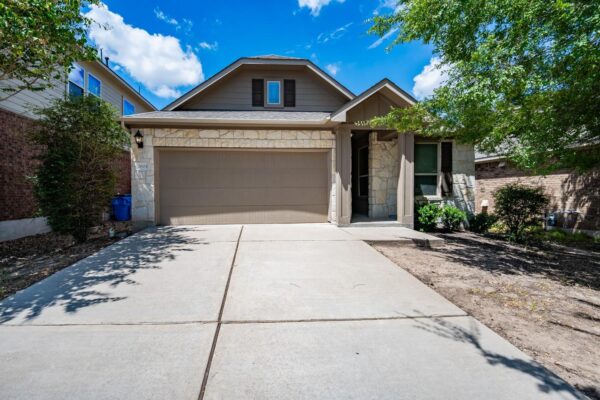 2604 Auburn Chestnut Ln, Pflugerville