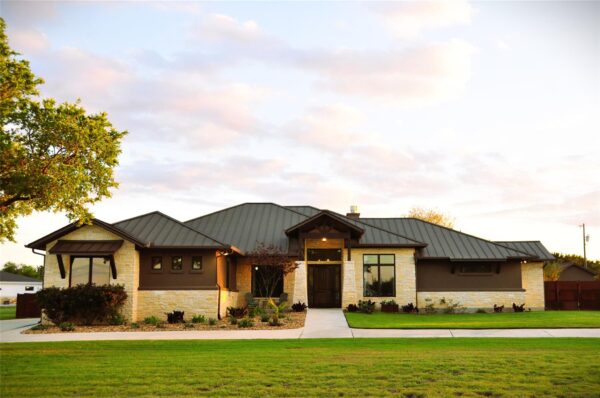 130 Saddle Ln, Liberty Hill