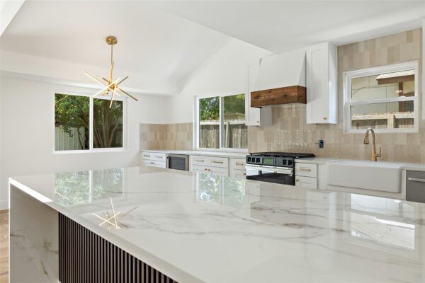 1111 Spearson Ln, Austin