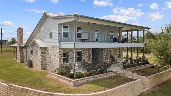 1883 Watterson Rd, Red Rock