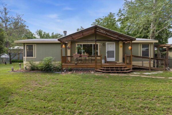 3122 River Rd, Cedar Creek