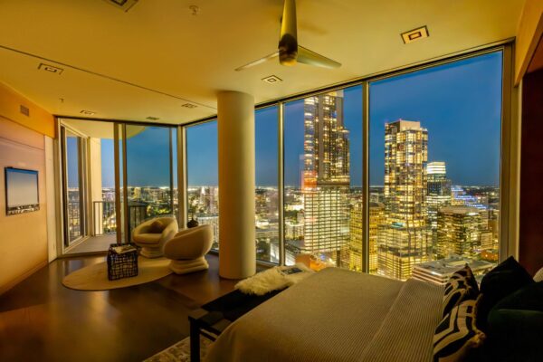 360 Nueces St #4211, Austin