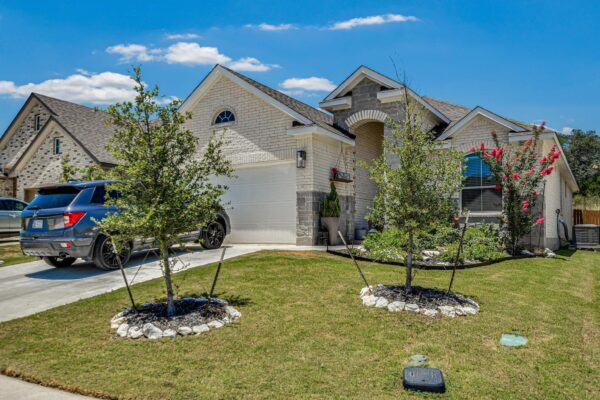 972 Leaning Oak Ln, Georgetown
