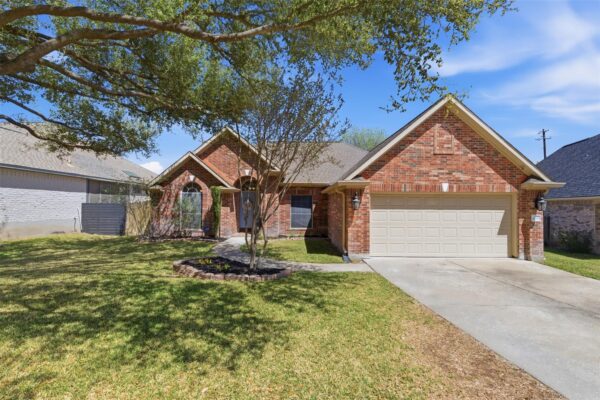 609 Indian Run Dr, Pflugerville
