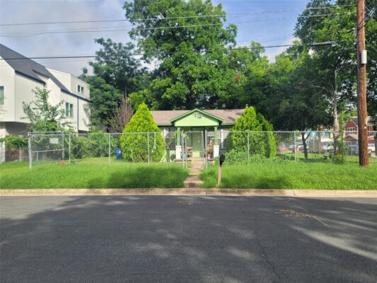 1104 Brass St, Austin