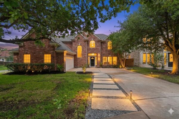 15239 Calaveras Dr, Austin