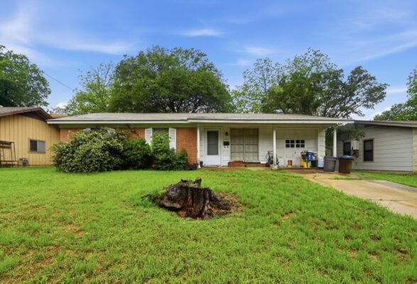 2702 Sherwood Ln, Austin