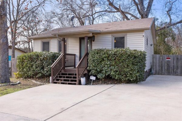 9504 N Creek Dr, Austin