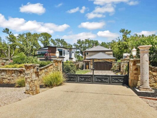 507 Sandy Mountain Dr, Sunrise Beach