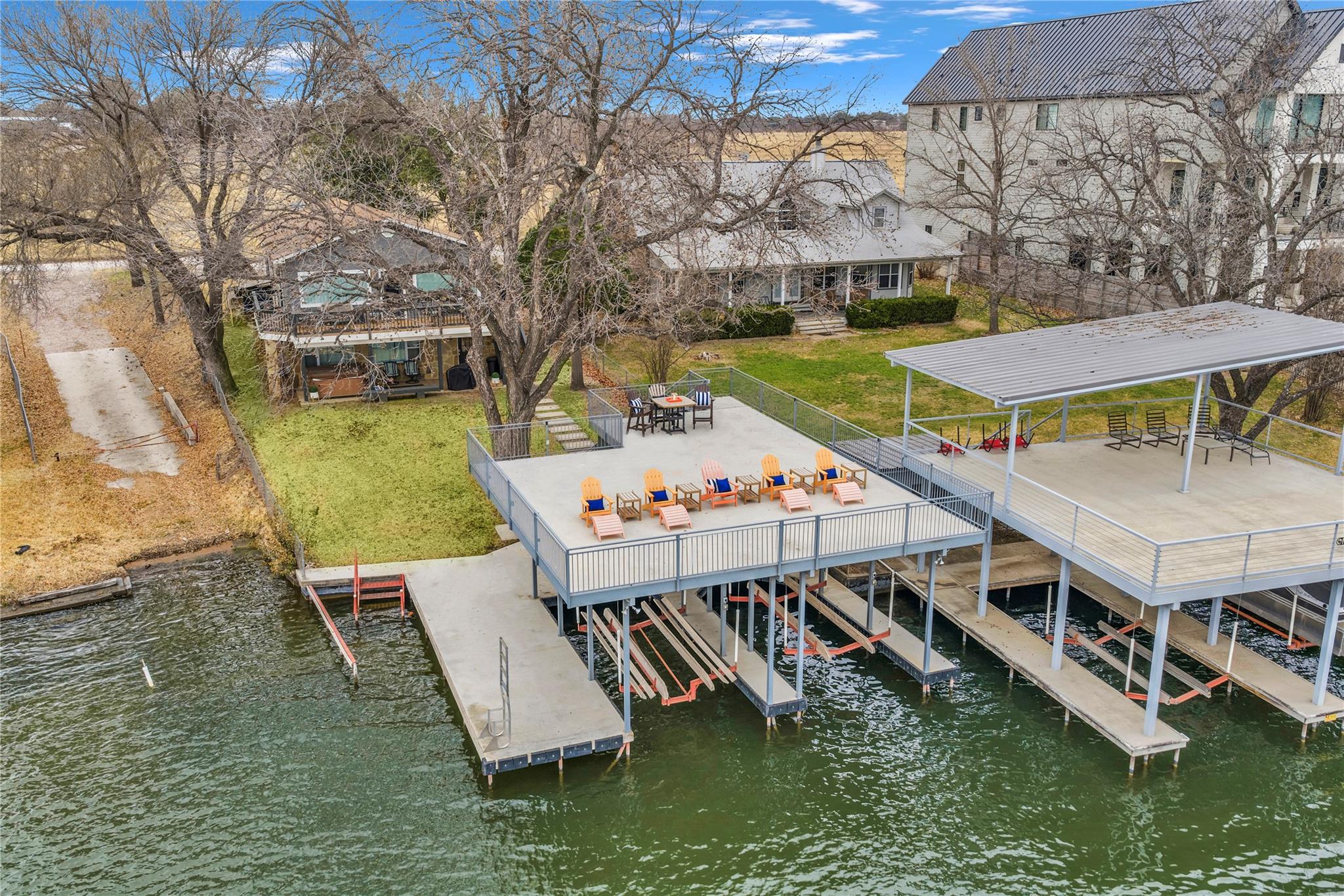 525 Ellen Williams Loop, Kingsland, TX 78639