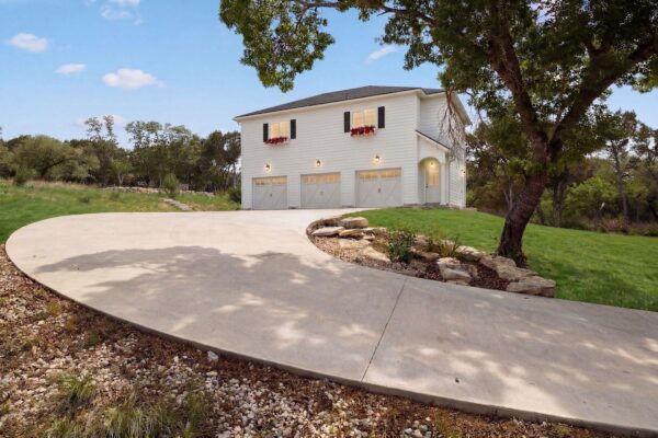 8023 Lakeview St, Volente