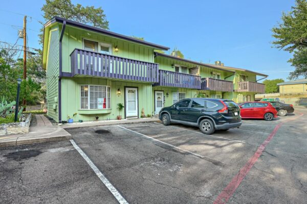 20223 Travis Dr #4, Lago Vista