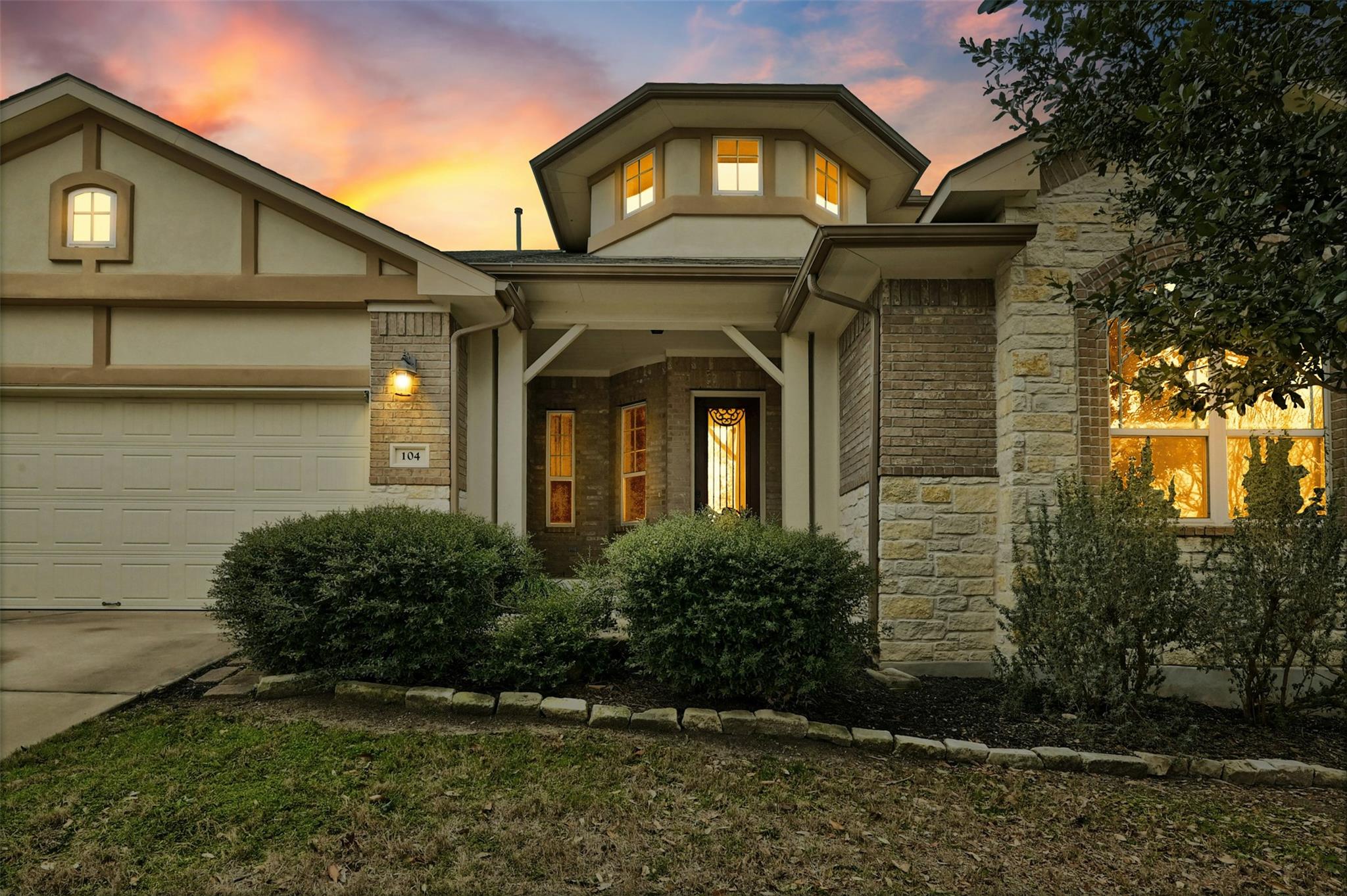 104 Turvey Cv, Hutto, TX 78634