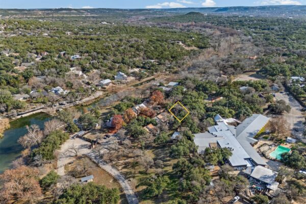 24 Marina Cir, Wimberley